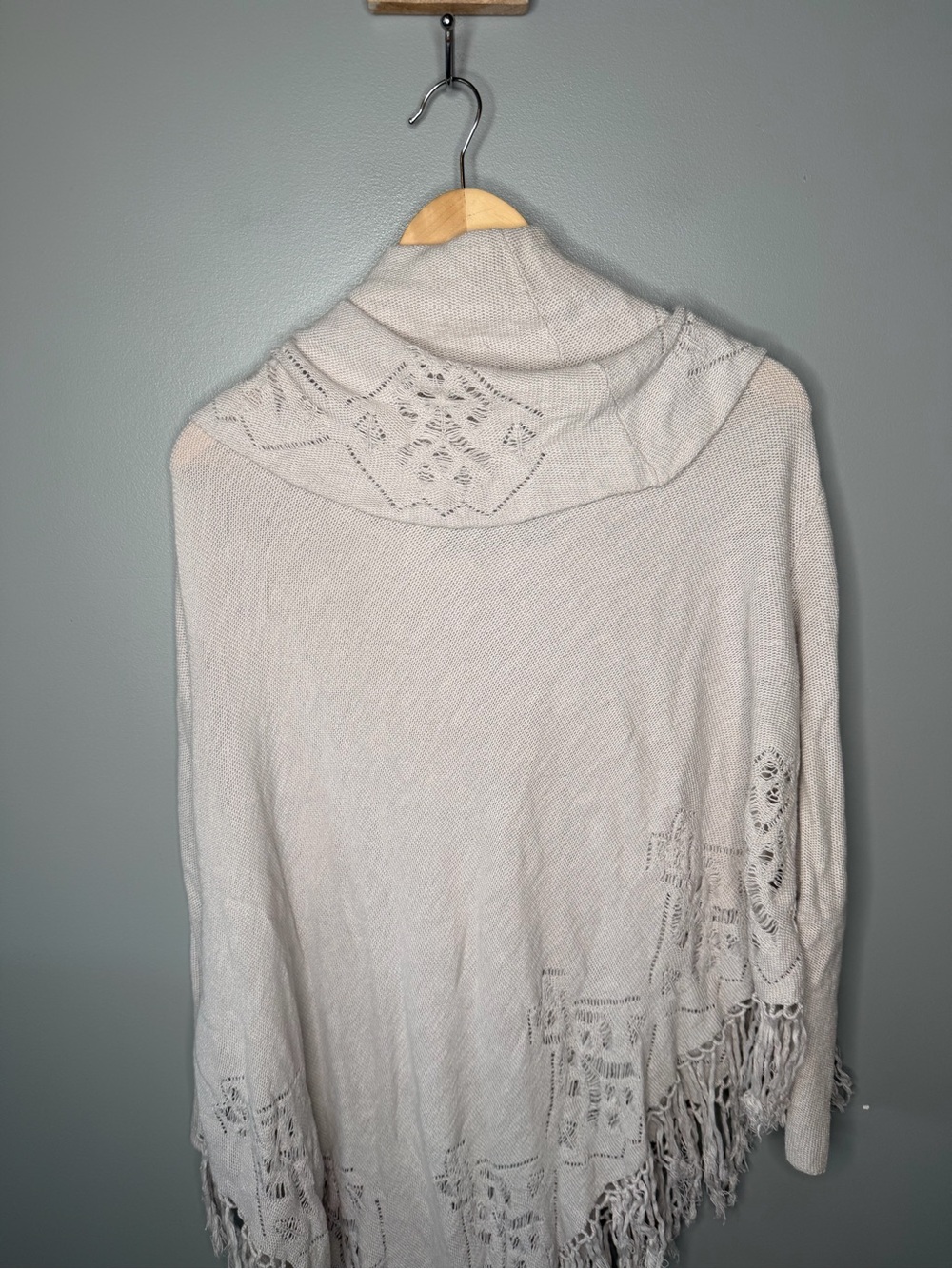 Free People Lace Detail Fringe Asymmetrical Poncho - Picture 6 of 10
